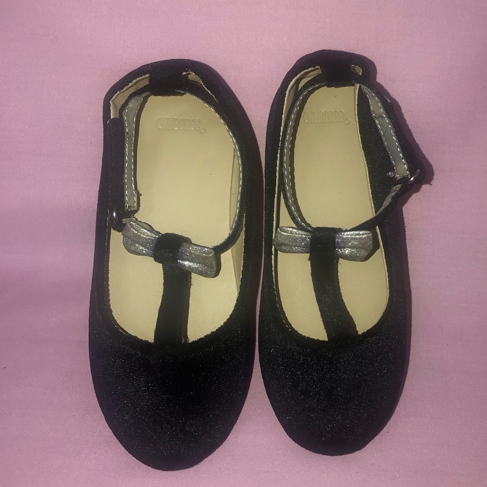 Black toddler size 9 Gymboree shoes